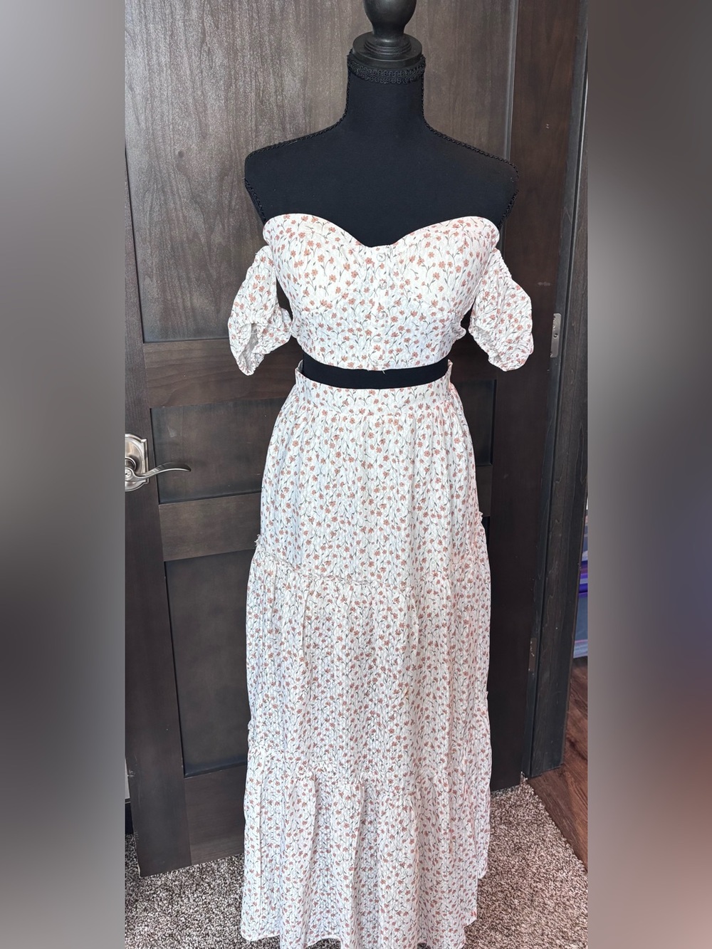 Floral Off-Shoulder Midi Skirt Set in White and Dusty Peach
